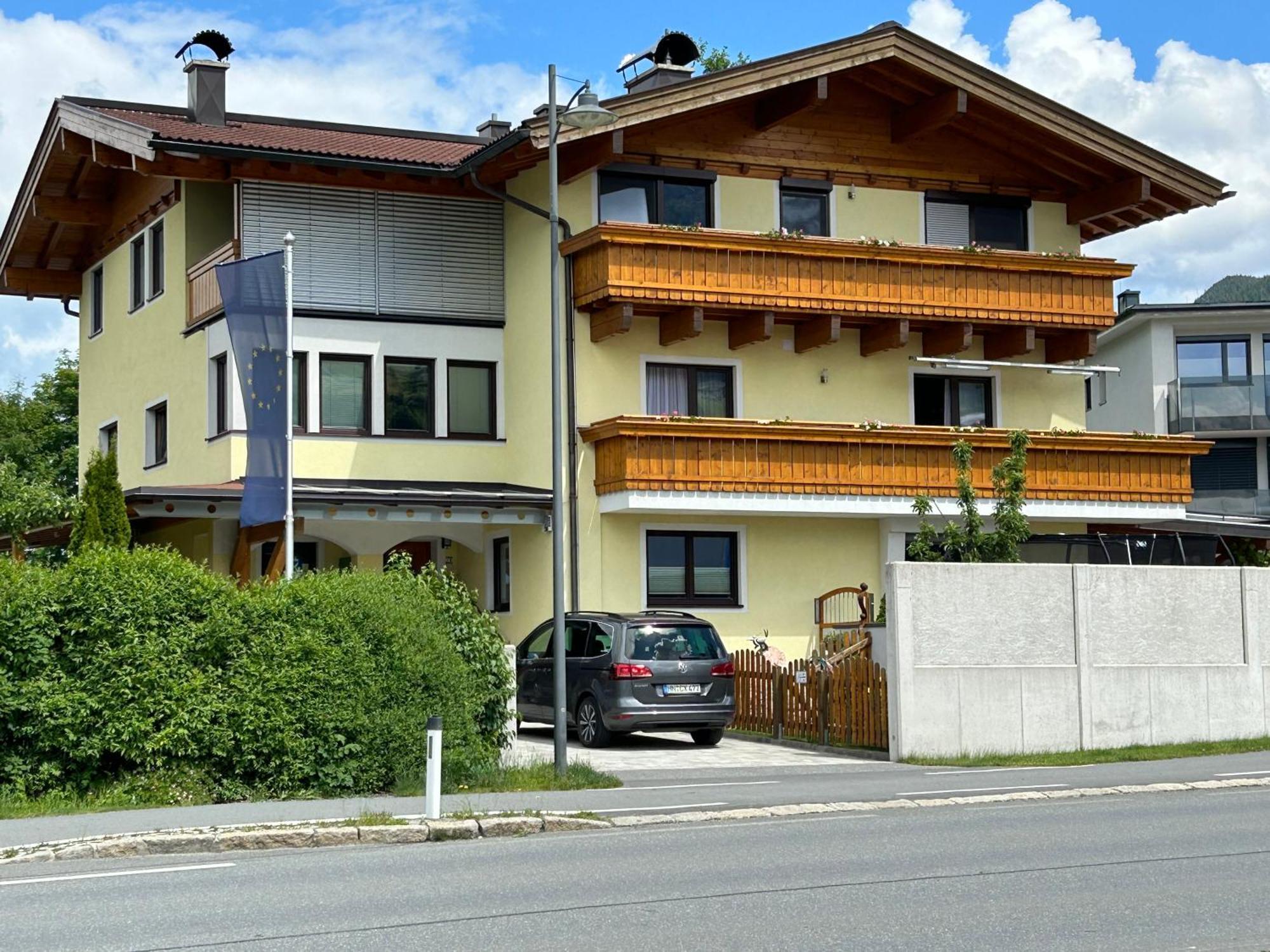Apartament Haus Laubreuter Kaprun Zewnętrze zdjęcie